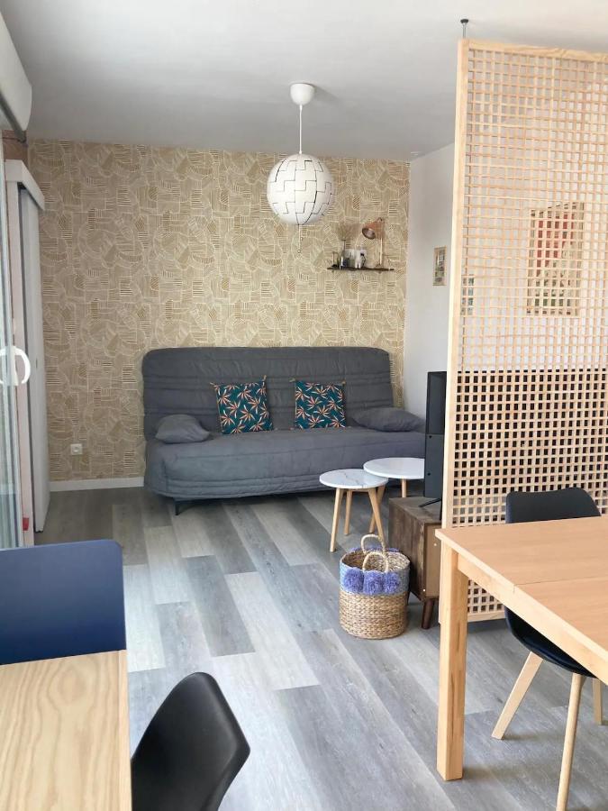 La Petite Maison Tahet, 2 Pers Avec Terrasse Basse-Indre Kültér fotó