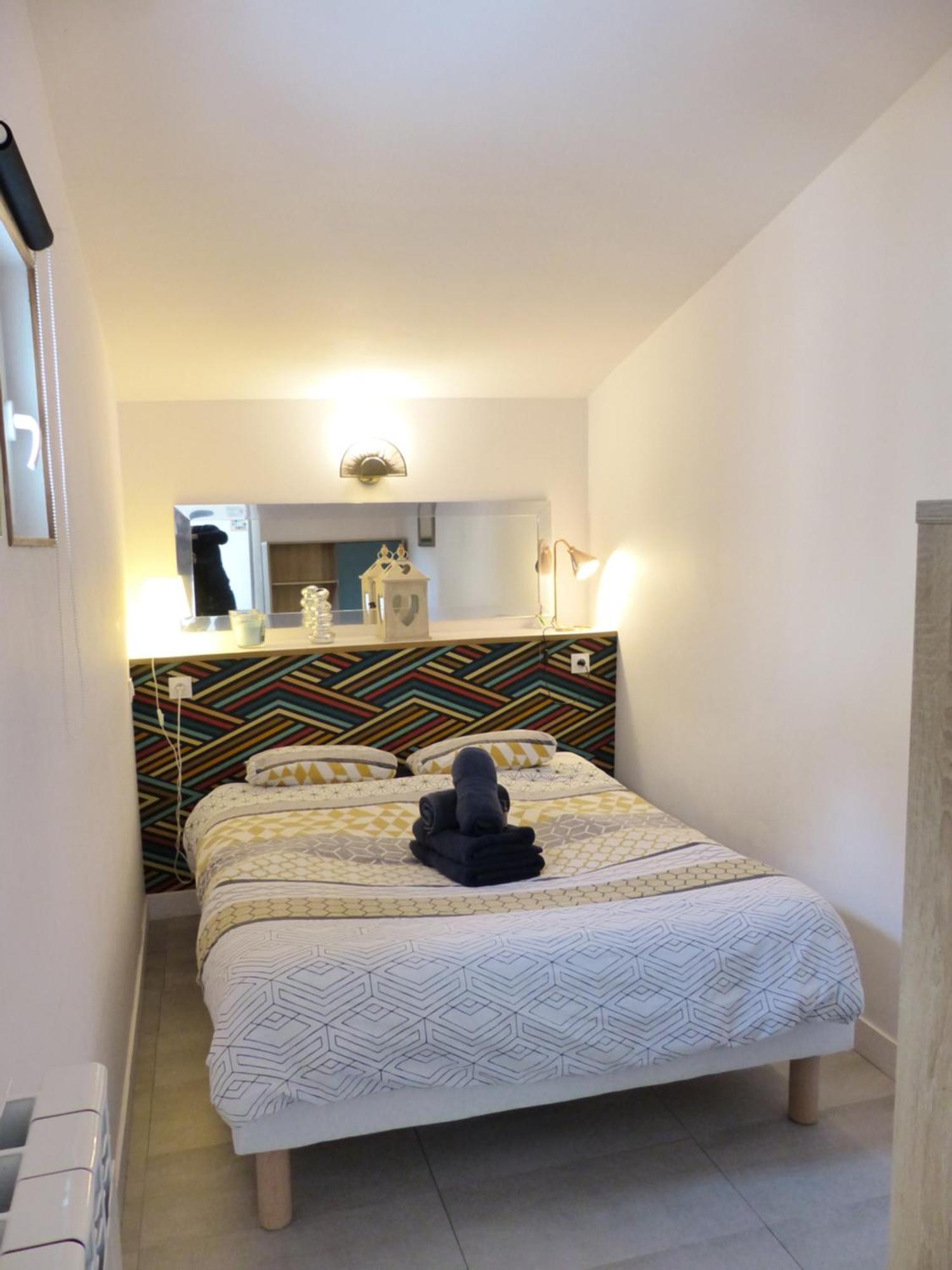 La Petite Maison Tahet, 2 Pers Avec Terrasse Basse-Indre Kültér fotó