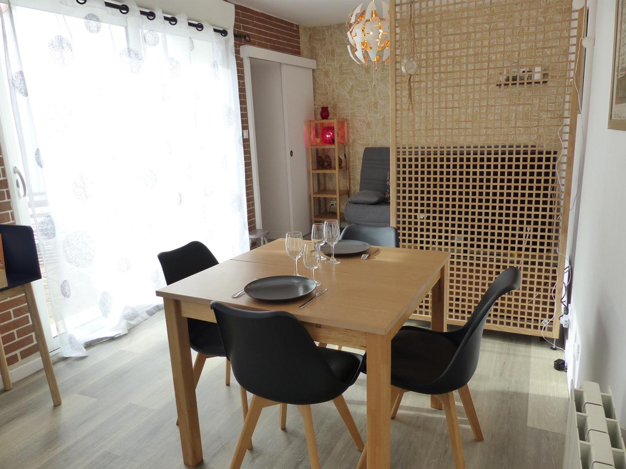 La Petite Maison Tahet, 2 Pers Avec Terrasse Basse-Indre Kültér fotó