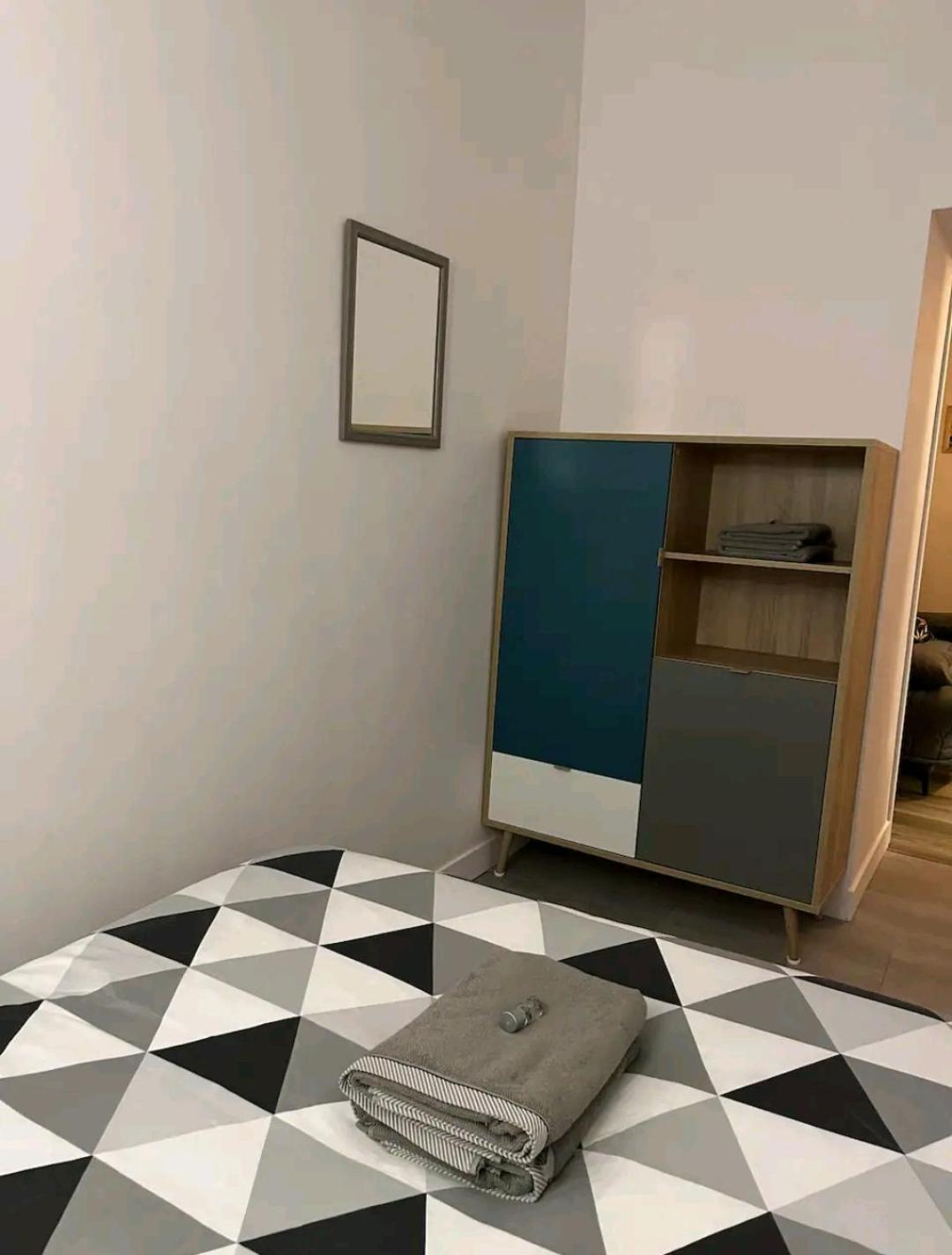 La Petite Maison Tahet, 2 Pers Avec Terrasse Basse-Indre Kültér fotó